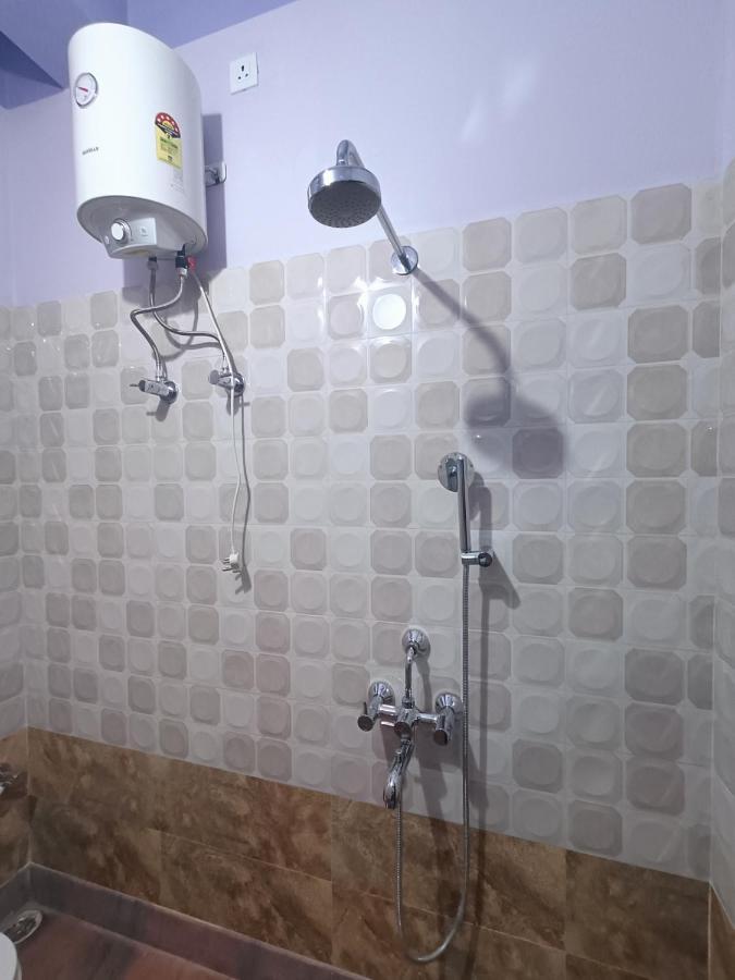 Ujjayanta Homestay Agartala Esterno foto