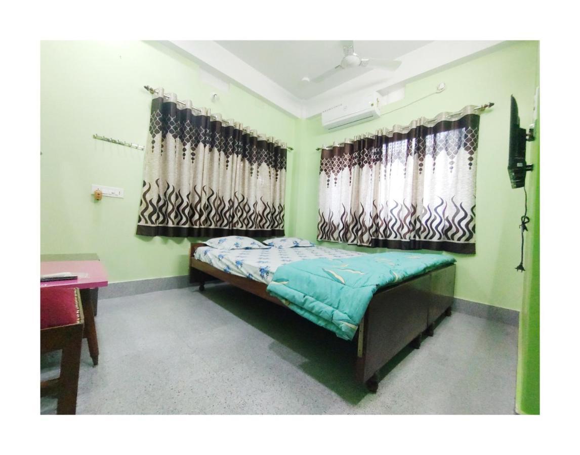 Ujjayanta Homestay Agartala Esterno foto