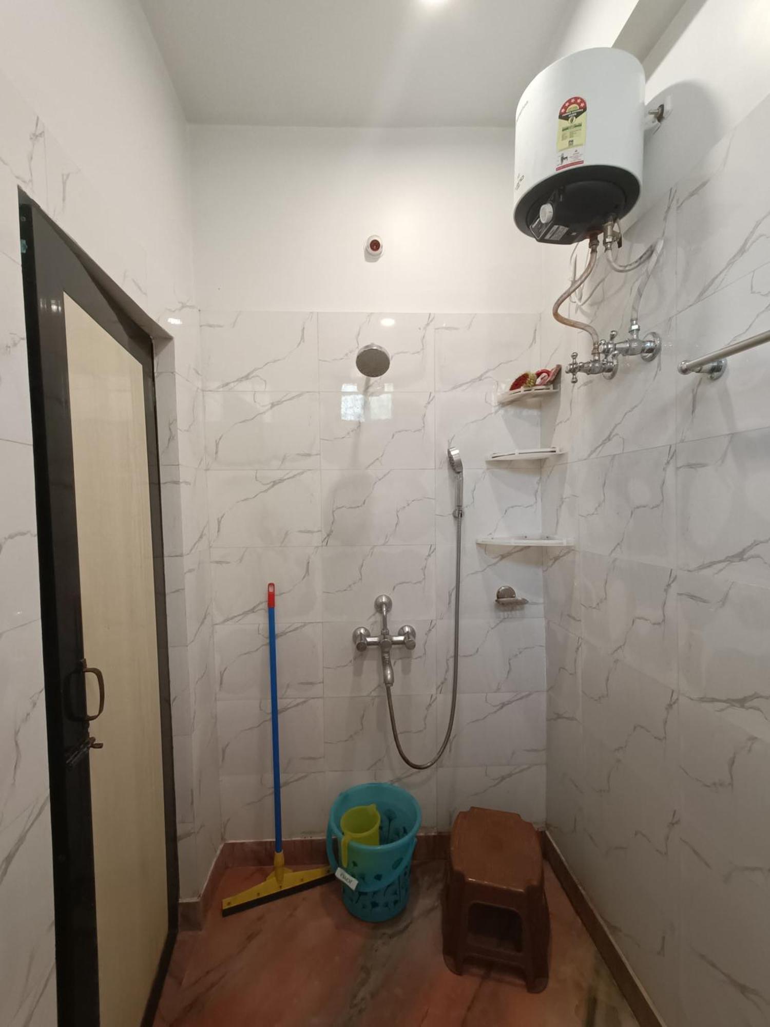 Ujjayanta Homestay Agartala Esterno foto